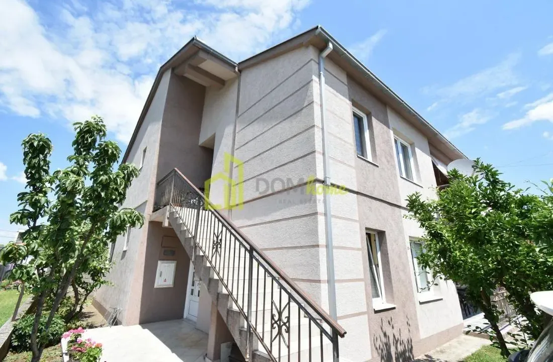 Prodaja, kuća, 230m², Zlatica, Podgorica