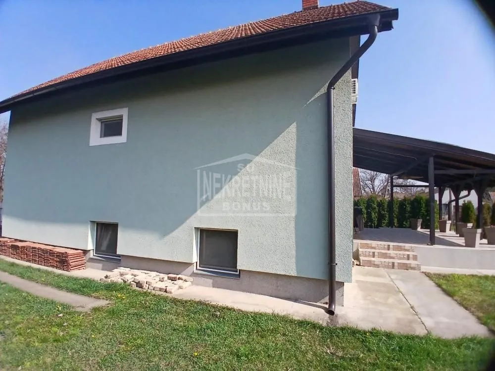 Prodaja, kuća, 140m², Aleksandrovo, Subotica