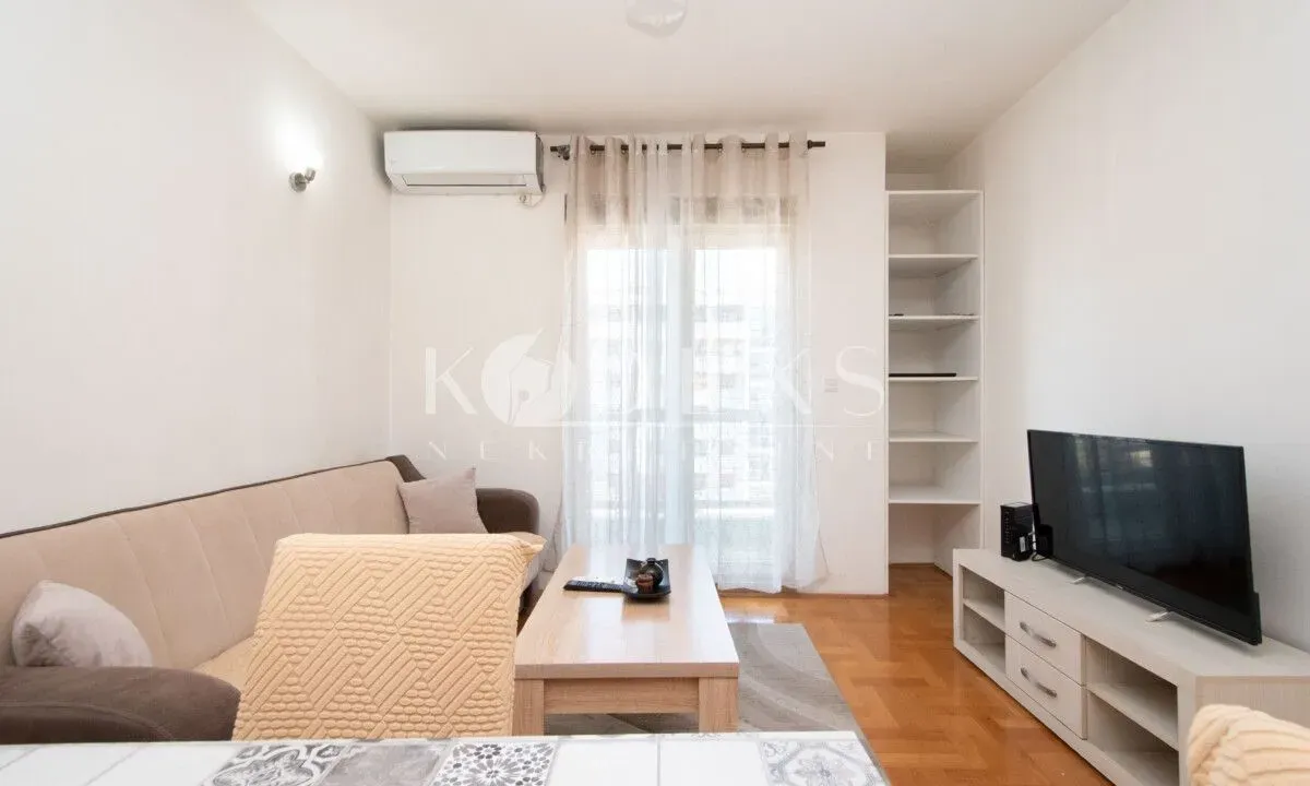 Rent, one bedroom apartment, 37m², Stari Aerodrom, Podgorica