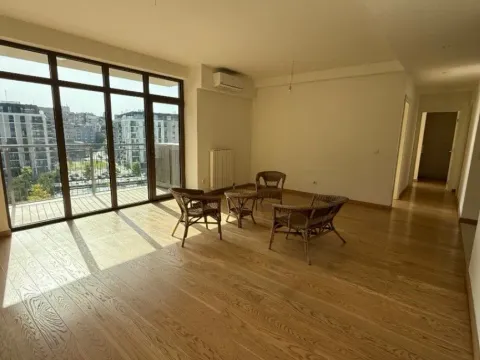 Sale, three bedroom apartment, 87m², Beograd Na Vodi, Beograd