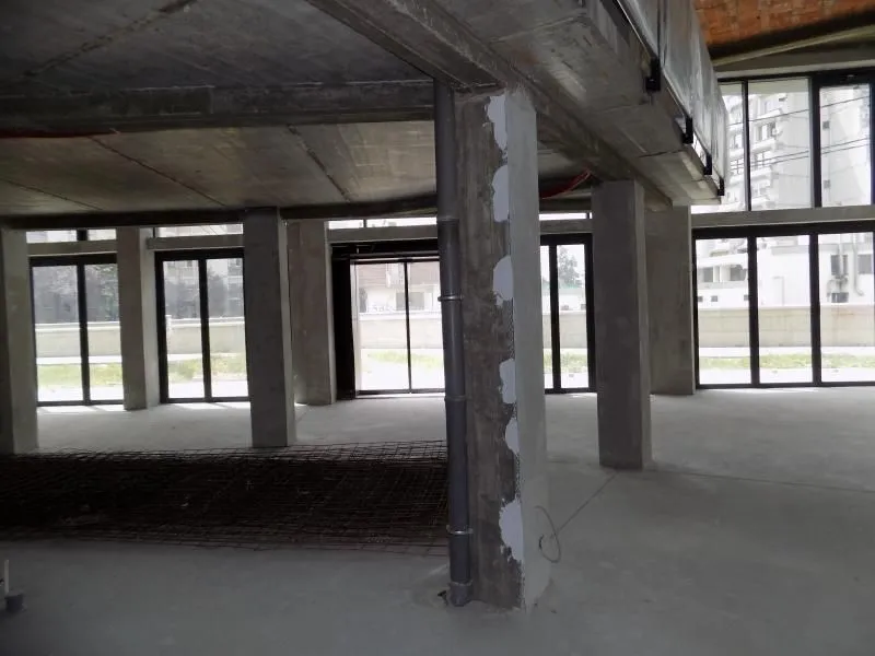 Izdavanje, poslovni prostor, 236m², Paraćin, Srbija