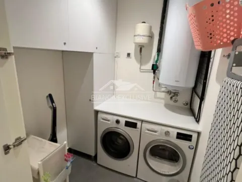 Sale, four bedroom apartment, 109m², Savski Venac, Beograd - image 15