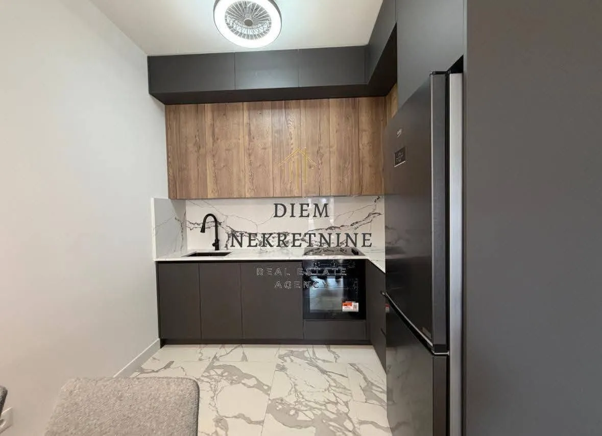 Izdavanje, jednosoban stan, 53m², Ilino, Bar
