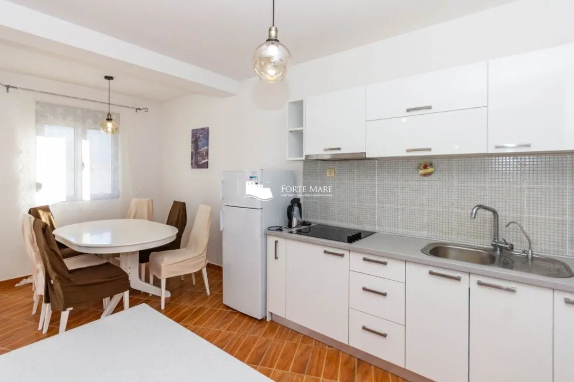 Prodaja, jednosoban stan, 55m², Đenovići, Herceg Novi