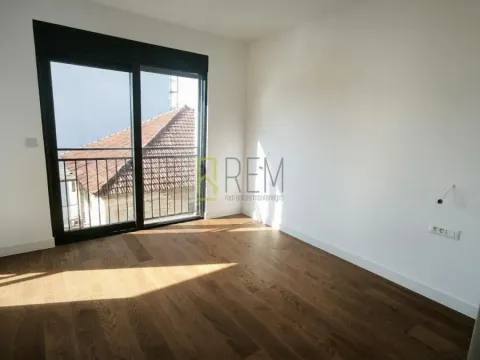 Rent, office space, 113m², Dalmatinska ulica, Podgorica - image 16