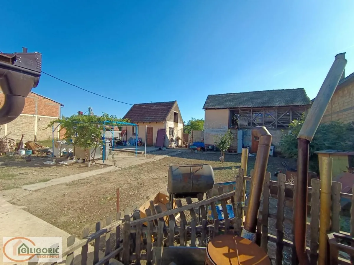 Prodaja, kuća, 160m², Strelište, Pančevo
