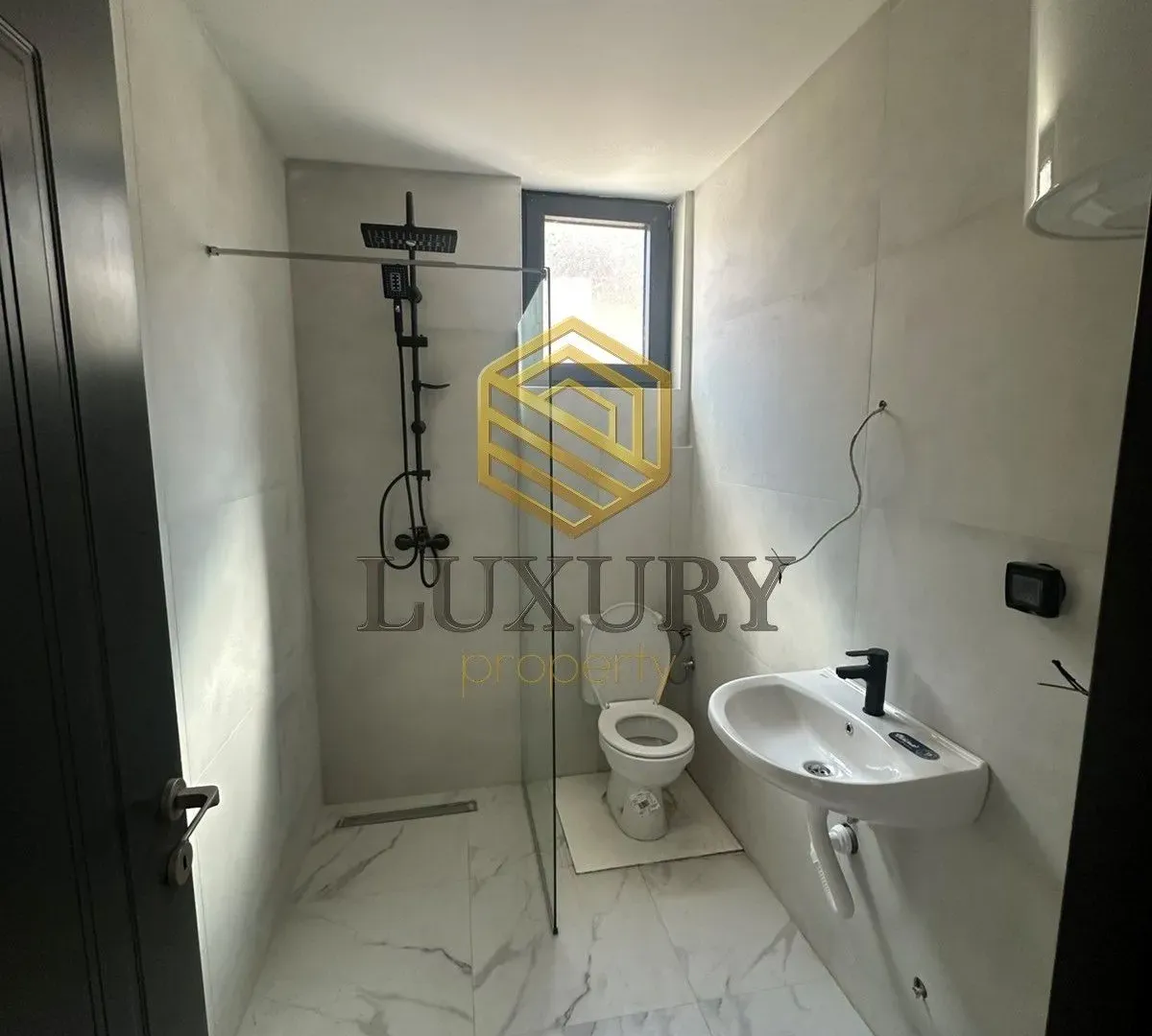 Izdavanje, garsonjera, 24m², Zagorič, Podgorica