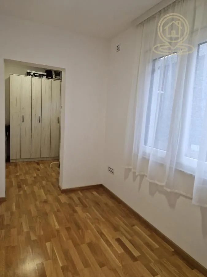 Prodaja, četvorosoban stan, 98m², Petrovaradin, Novi Sad