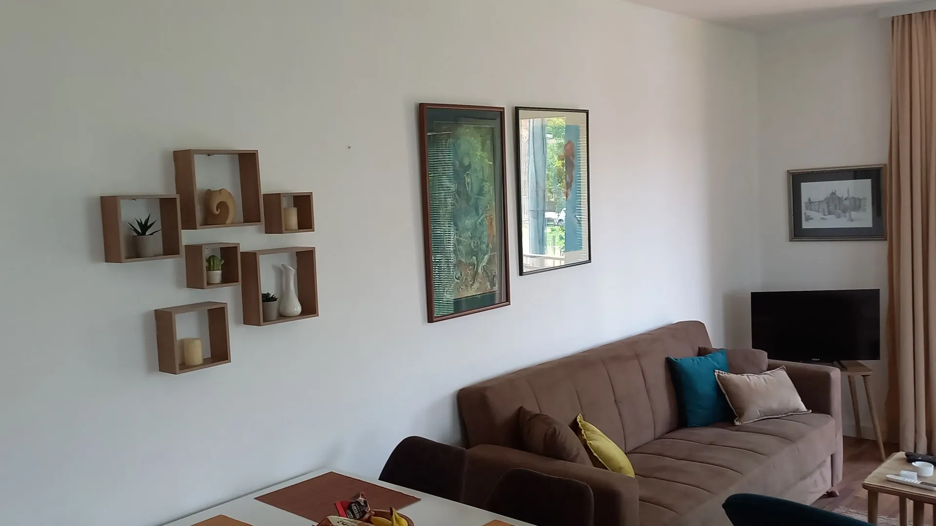 Rent, one bedroom apartment, 35m², Centar, Cetinje