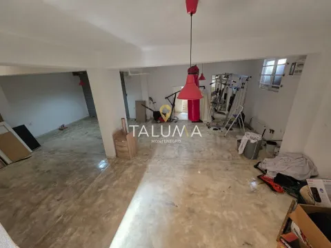 Rent, house, 300m², Gornja Gorica, Podgorica - image 12