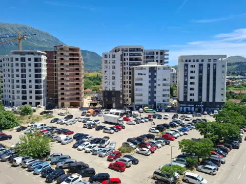 Prodaja, jednosoban stan, 47m², Centar, Bar - image 18