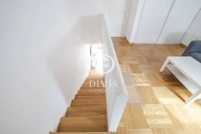 Izdavanje, trosoban stan, 85m², Južni Bulevar, Vračar Sve Podlokacije