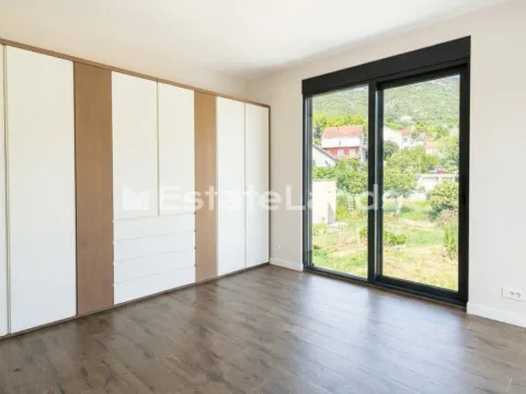 Sale, house, 300m², Dumidran, Tivat - image 5