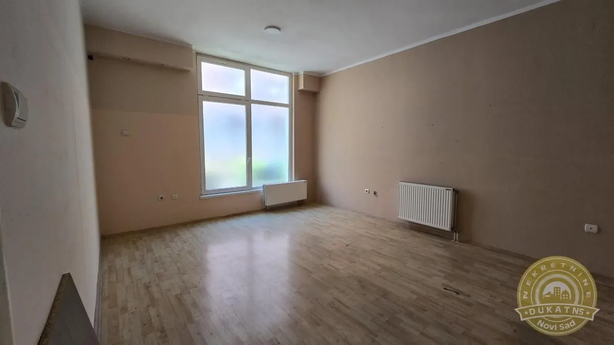 Izdavanje, poslovni prostor, 70m², Novi Sad, Srbija