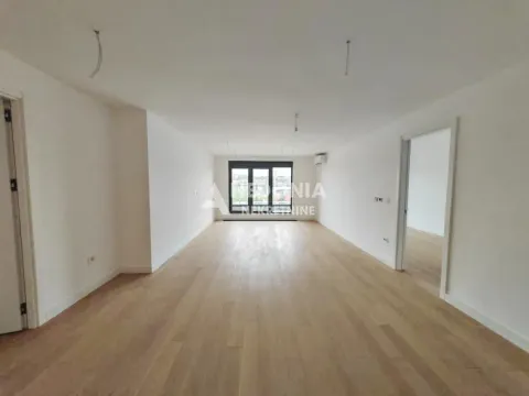 Prodaja, četvorosoban stan, 137m², Autokomanda, Voždovac Sve Podlokacije - image 2