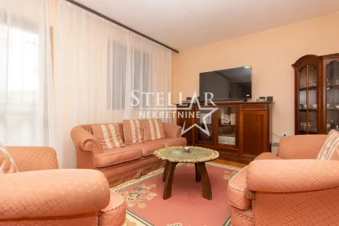 Rent, house, 120m², Zagorič, Podgorica - image 2