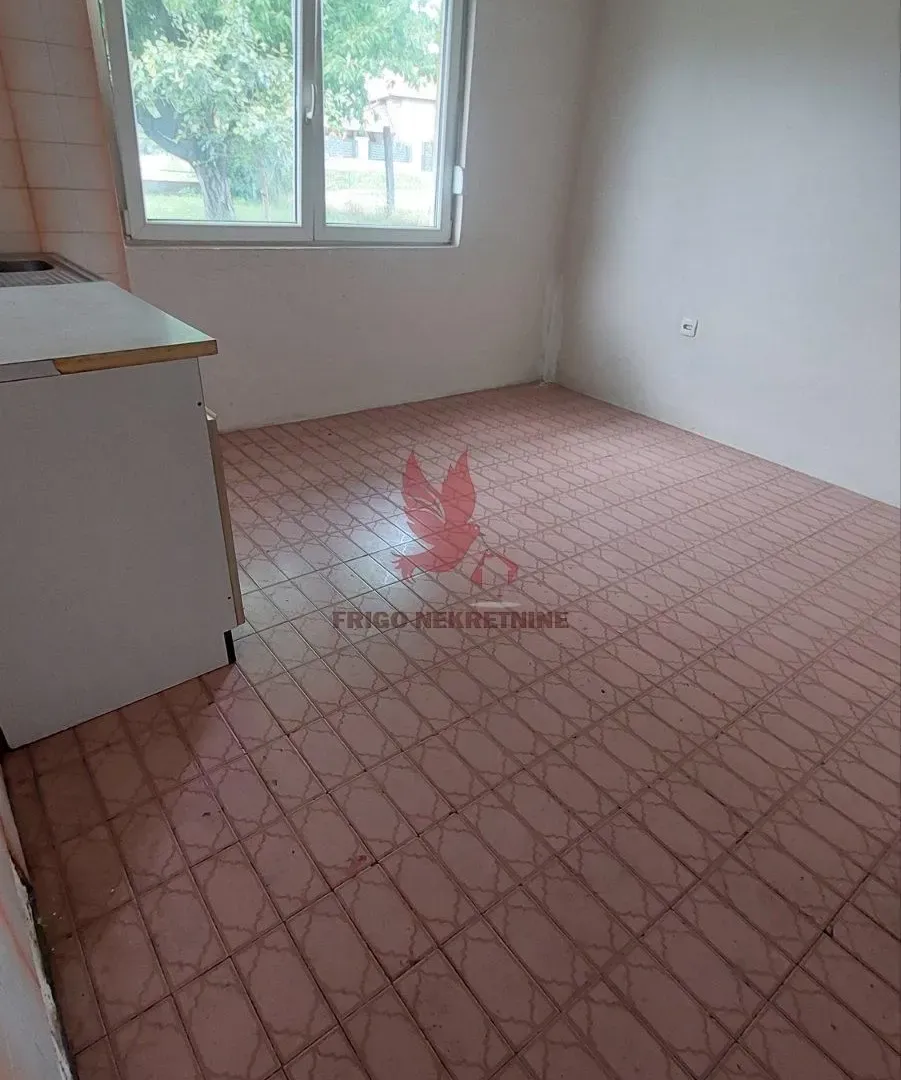 Sale, house, 214m², Mladenovac, Beograd