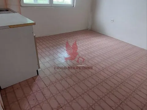 Prodaja, kuća, 214m², Mladenovac, Beograd - image 12