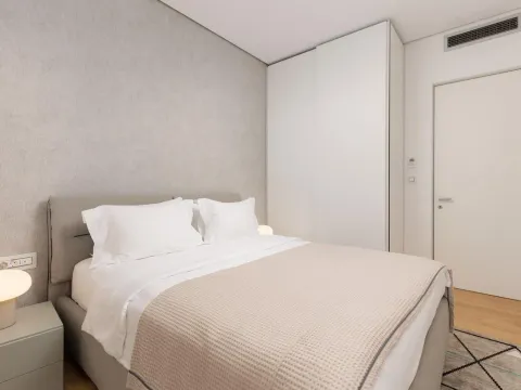 Sale, three bedroom apartment, 180m², Budva, Crna Gora - image 48