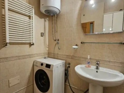 Izdavanje, dvosoban stan, 90m², Preko Morače, Podgorica - image 6