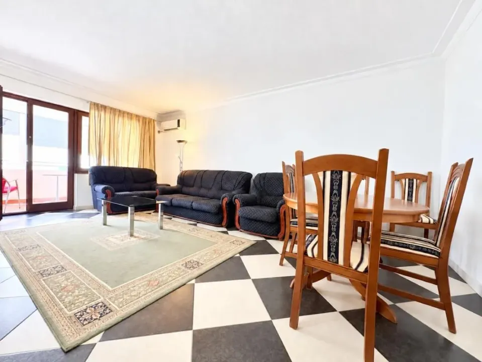 Prodaja, dvosoban stan, 62m², Lazi, Budva