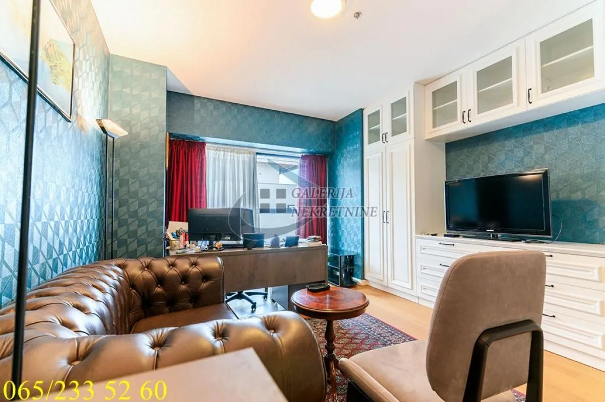 Prodaja, trosoban stan, 95m², Novi Beograd Blok 65, Novi Beograd Sve Podlokacije