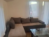 Izdavanje, trosoban stan, 90m², Bjeliši, Bar