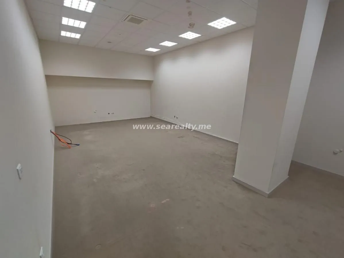 Rent, office space, 220m², Centar, Tivat