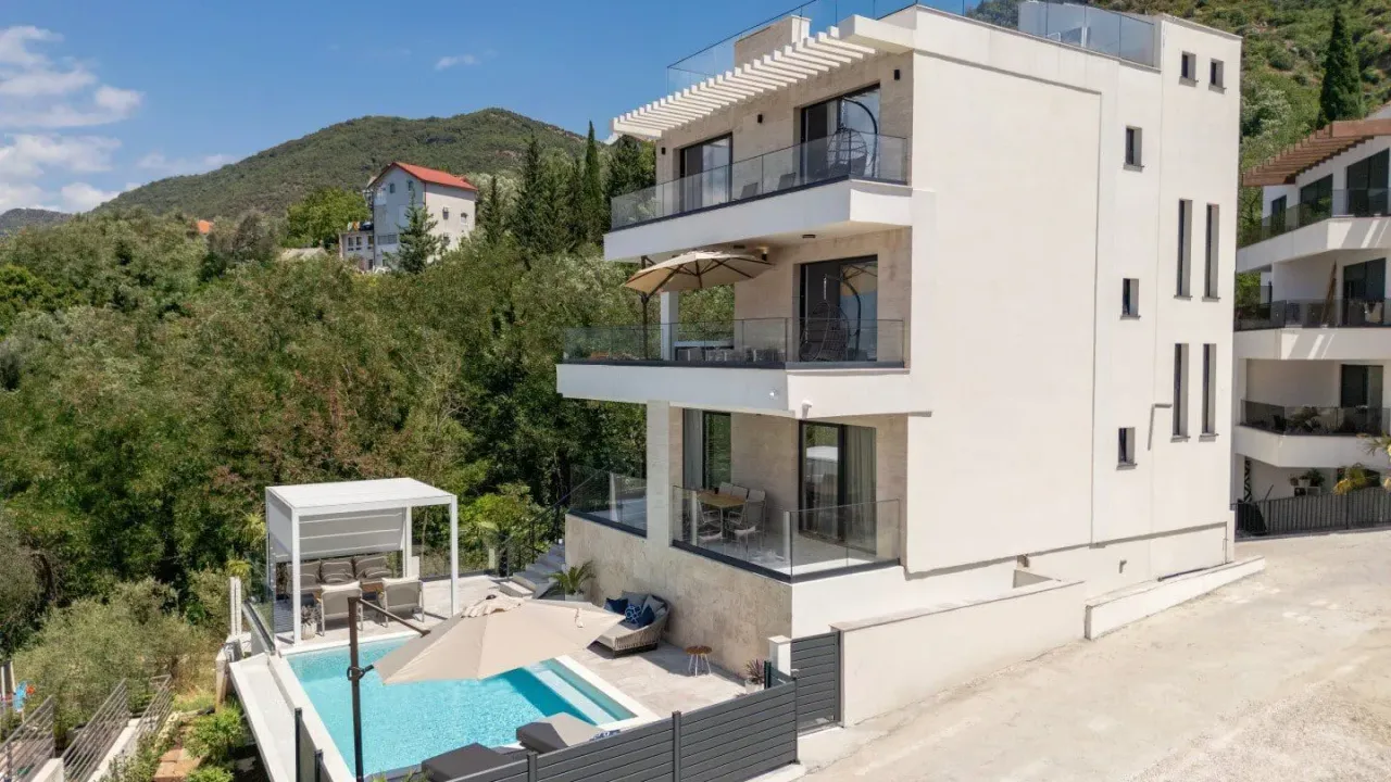 Izdavanje, kuća, 400m², Marići, Tivat