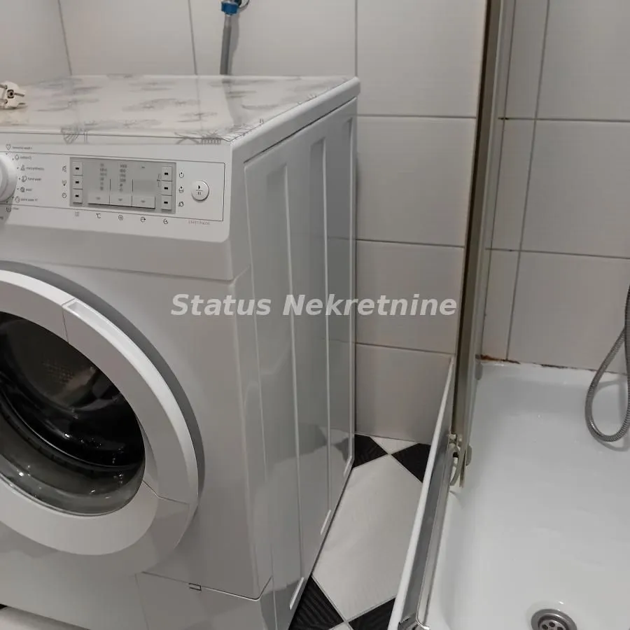Izdavanje, jednosoban stan, 35m², Grbavica, Novi Sad Sve Podlokacije