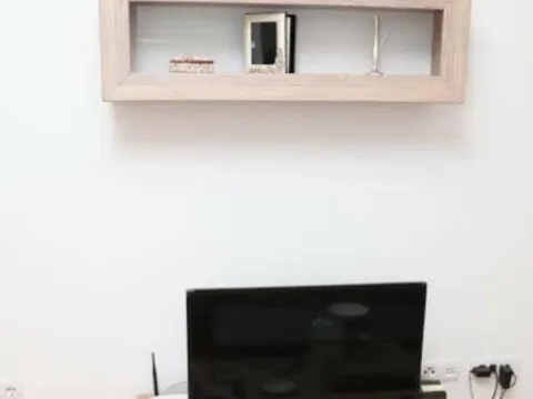 Daily-rent, one bedroom apartment, 45m², Tuški Put, Podgorica - image 8