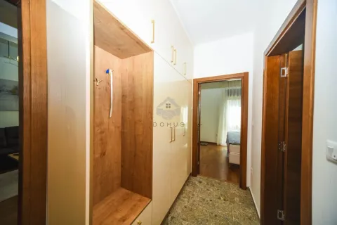 Prodaja, jednosoban stan, 46m², Vezirov Most, Podgorica - image 9