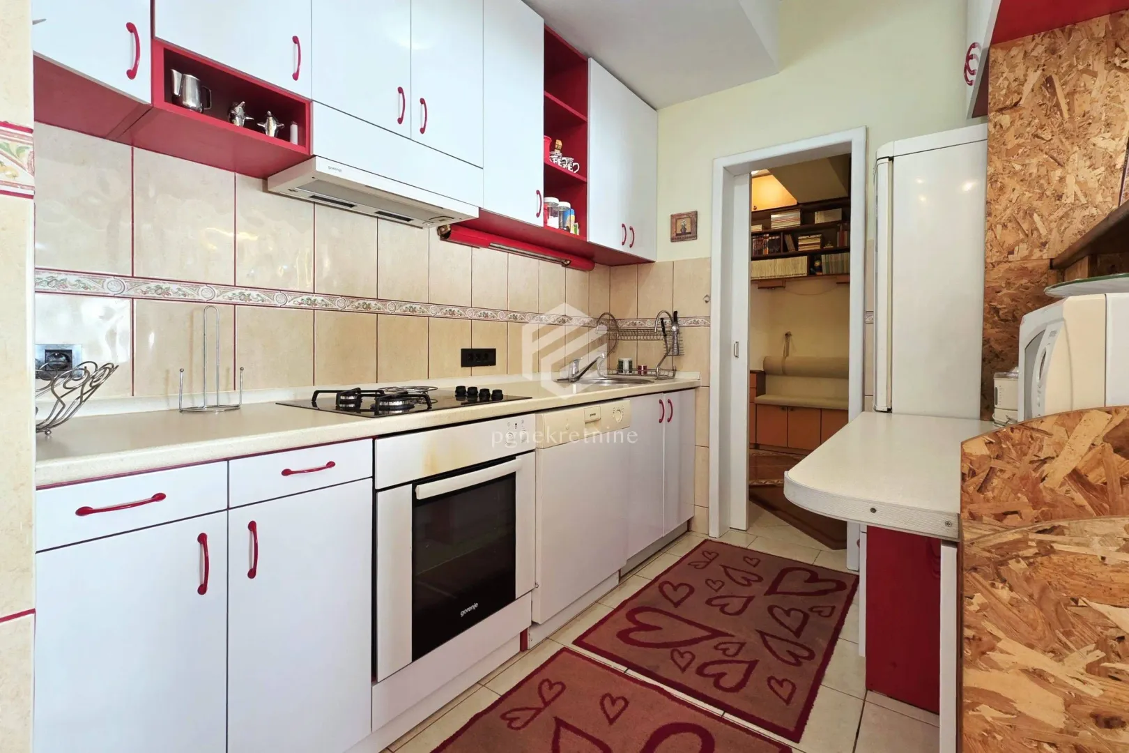 Rent, two bedroom apartment, 76m², Centar, Podgorica