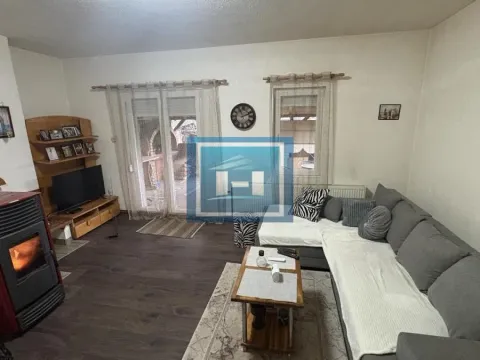 Prodaja, kuća, 131m², Vinorača, Jagodina - image 1