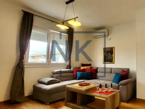 Prodaja, jednosoban stan, 42m², City Kvart, Podgorica