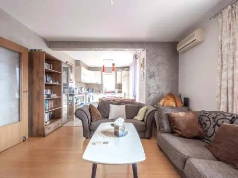 Sale, two bedroom apartment, 76m², Budva, Crna Gora - image 27