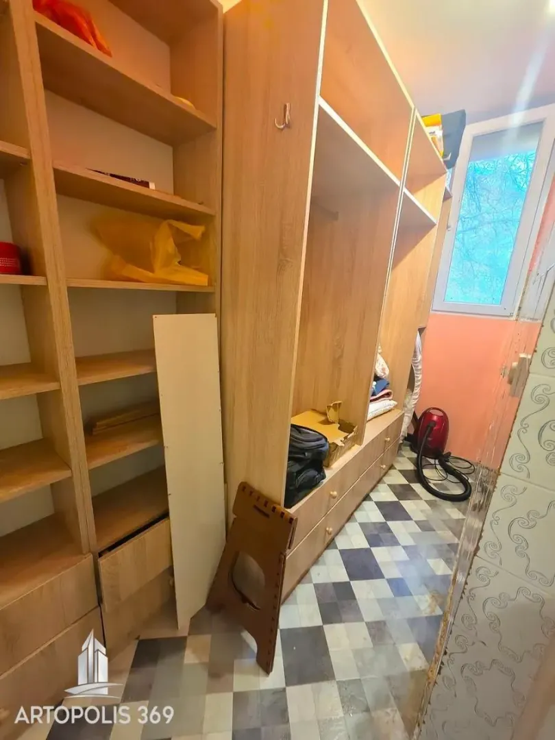 Prodaja, dvosoban stan, 51m², Karaburma, Palilula Sve Podlokacije