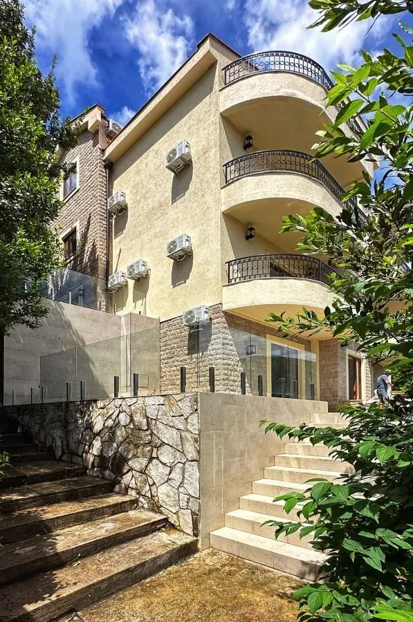 Prodaja, jednosoban stan, 59m², Kamenari, Herceg Novi