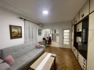 Izdavanje, dvosoban stan, 49m², Vračar, Šid - image 2