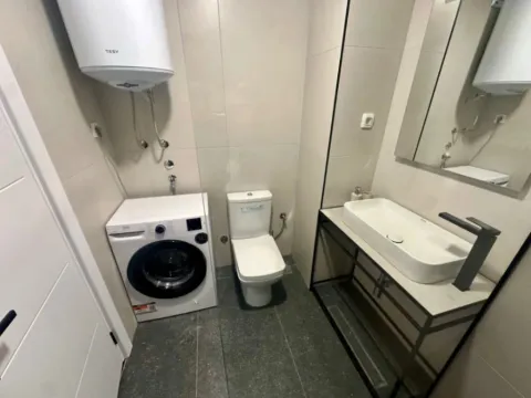 Izdavanje, jednosoban stan, 57m², Momišići, Podgorica - image 5