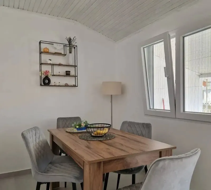 Sale, one bedroom apartment, 122m², Šušanj, Bar