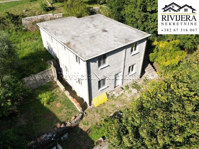 Sale, house, 106m², Škaljari, Kotor