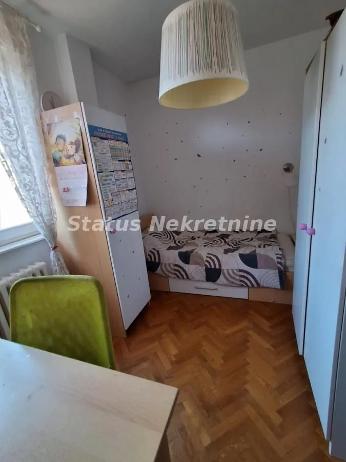 Prodaja, četvorosoban stan, 85m², Grbavica, Novi Sad Sve Podlokacije