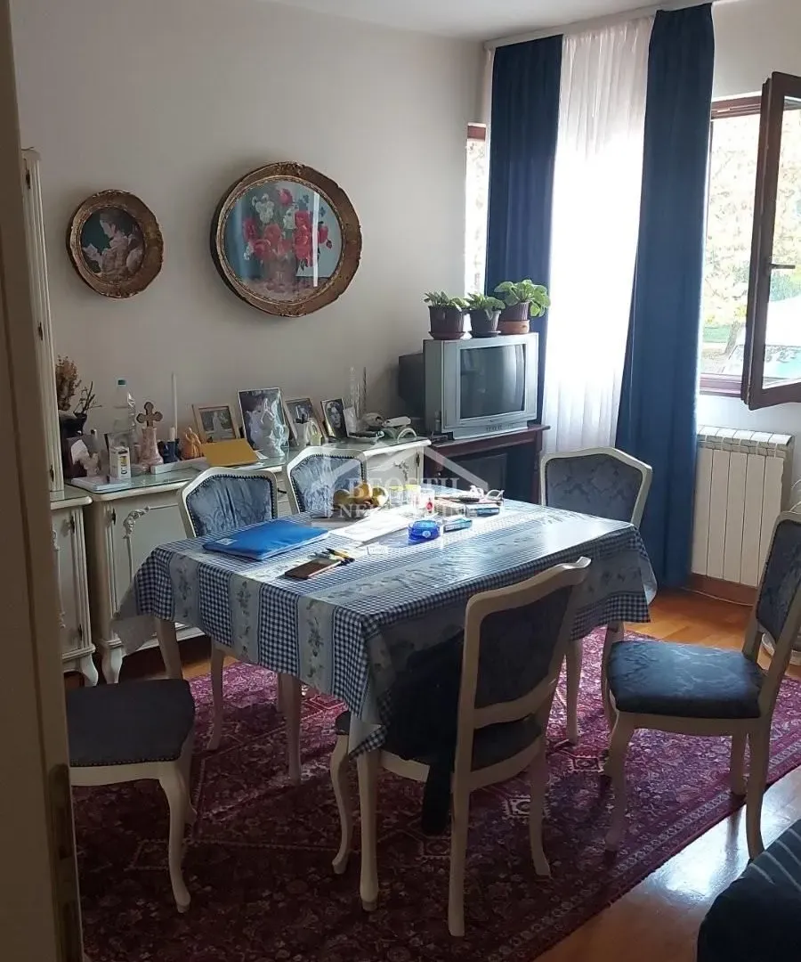 Prodaja, dvosoban stan, 48m², Zemun Sve Podlokacije, Beograd