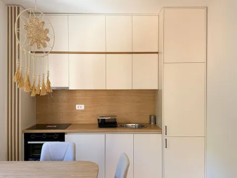 Sale, one bedroom apartment, 43m², Bečići, Budva - image 18