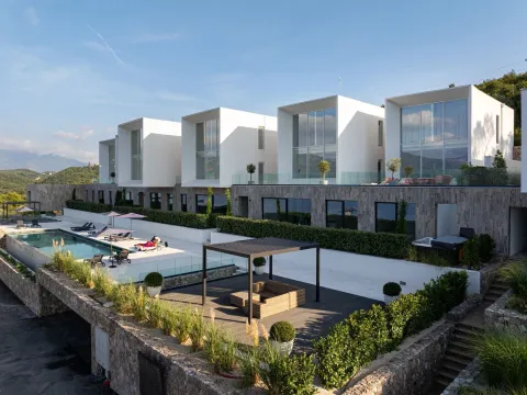 Rent, one bedroom apartment, 144m², Krašići, Tivat - image 3