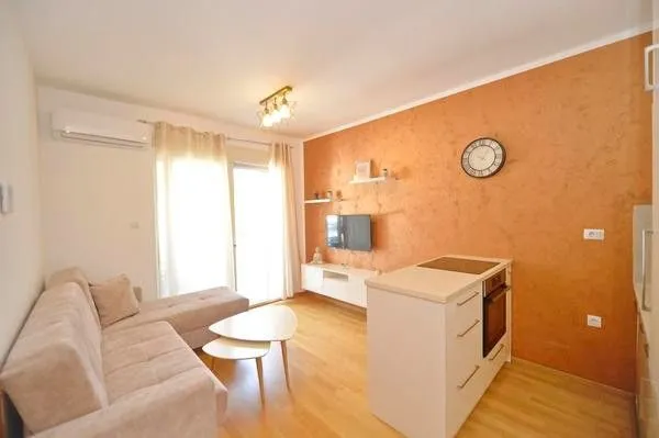 Rent, two bedroom apartment, 55m², Budva, Crna Gora
