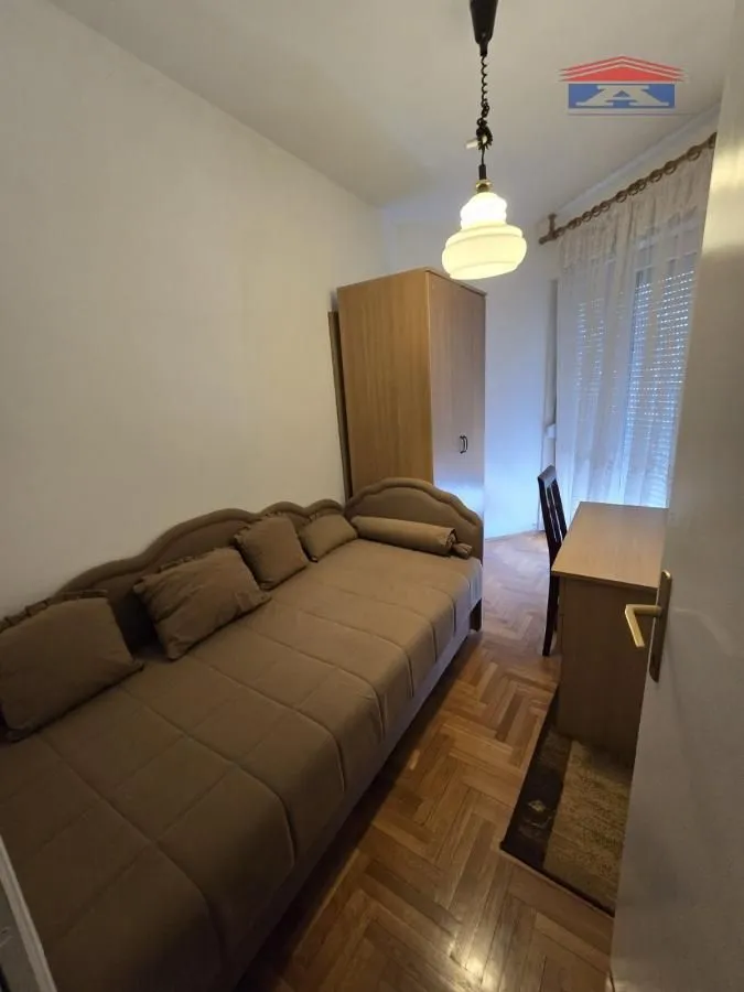 Izdavanje, trosoban stan, 65m², Podbara, Novi Sad Sve Podlokacije