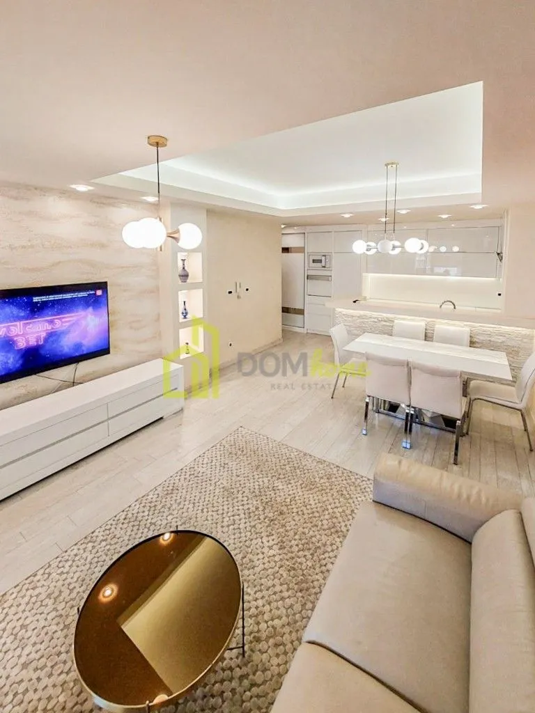 Prodaja, dvosoban stan, 80m², Budva, Crna Gora