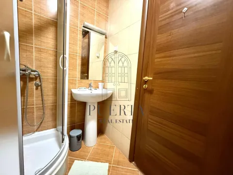 Izdavanje, jednosoban stan, 35m², City Kvart, Podgorica - image 8